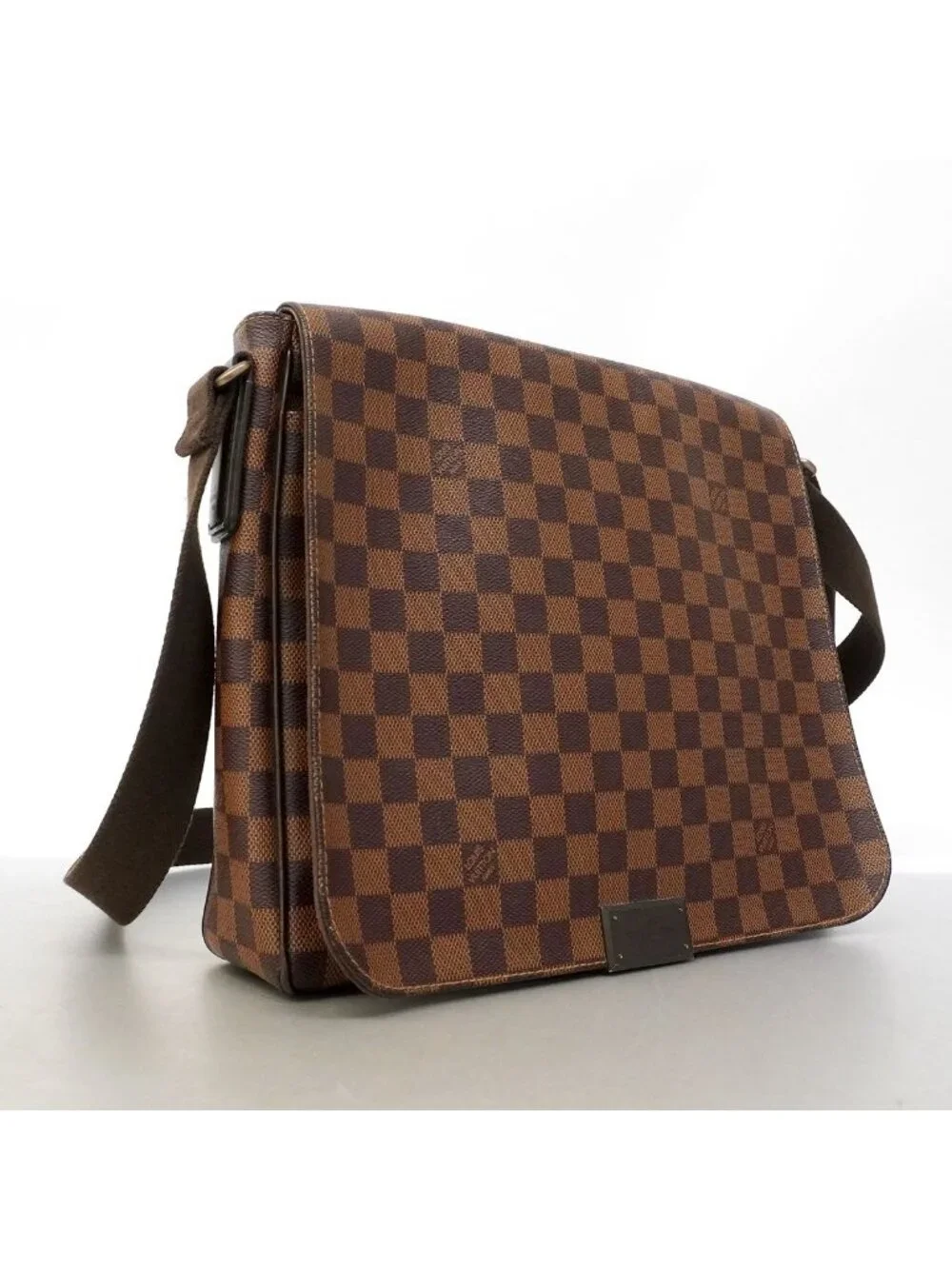 Louis Vuitton Shoulder Bag Damier District MM Ebene